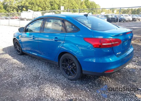 2016 Ford Focus Se z USA, uszkodzony, nr VIN 1FADP3F24GL392955